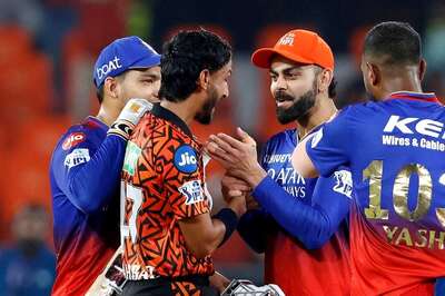 'Mil Gaya': After Rinku Singh, SRH All-rounder Becomes Latest to Receive Virat Kohli's Bat