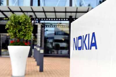 Nokia Tops Quarterly Expectations, Buoyed by Patent Payment