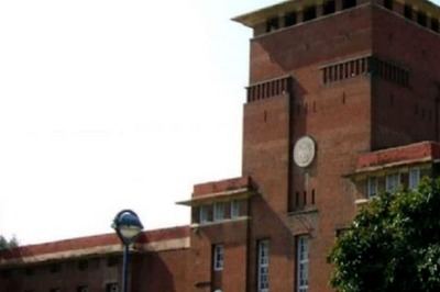 DU Reduces Allocation of Extra Seats in Colleges with Low Admission Withdrawal Rate