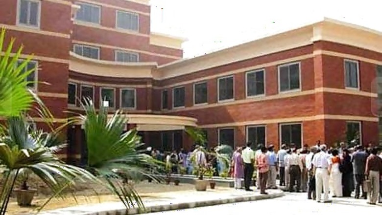 HRD ministry asks DU to respond to teachers' allegations against VC