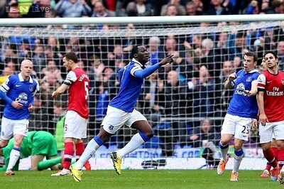 Rampaging Everton crush Arsenal to eye Champions League spot