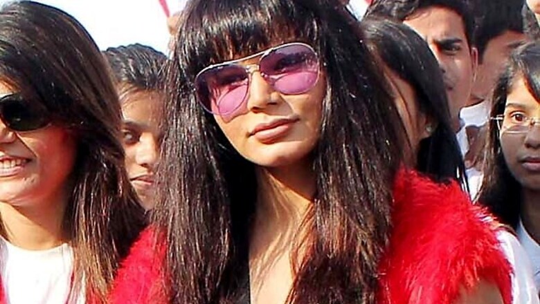 Please give me one chance and see what I can do: Rakhi Sawant to contest LS polls from Mumbai
