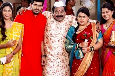 Sundara Manamadhe Bharli Fame Pooja Purandare Files Police Complaint Against Troll