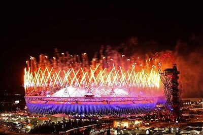 London Olympics end with a musical party
