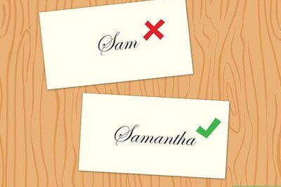 How to Address Guests on Escort Cards