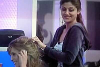 Animal lovers shed clothes for Shilpa