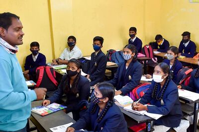 Delhi Govt Clears Fund for Payment of Outstanding Salaries in Govt-funded DU Colleges