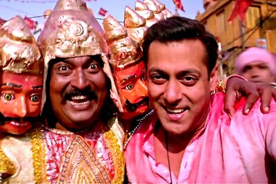 Salman's 'Bajrangi Bhaijaan' to be pitted against Aamir Khan's 'PK' for best social film award