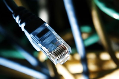 Spectranet Begins Unlimited 100 Mbps Fibre Broadband Service in Bengaluru