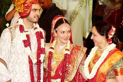 Sunny, Bobby Deol give Esha's reception a miss