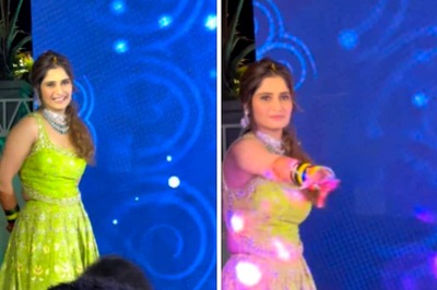 Watch: Bride-To-Be Arti Singh Dances To Aangan Galiyan Chaubara On Sangeet Ceremony