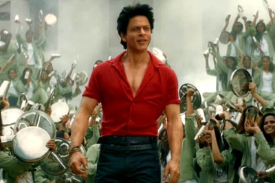 Witty Shah Rukh Khan Roasts Troll Asking If He Buys Tickets of His Own Movies: 'Kaam Ki Salary...'