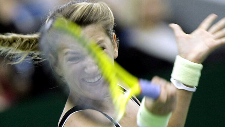 Azarenka to meet Serena in Madrid Open final