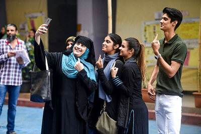 Delhi Assembly Elections 2020: A Guide to Rules and Regulations for First Time Voters’ Guide