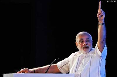 Live: Modi hits out aggressively at UPA, shouts 'Congress bhagao' slogans