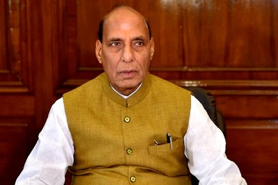 Rajnath Singh Meets AK Antony and Sharad Pawar, Briefs Them on Ladakh Border Row with China