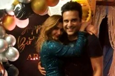 Arti Singh Celebrates Birthday with Brother Krushna Abhishek, Sister-in-law Kashmera Shah at Home
