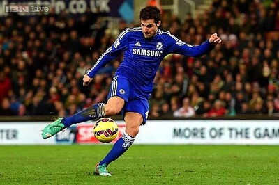 Cesc Fabregas poised for Chelsea recall against Everton