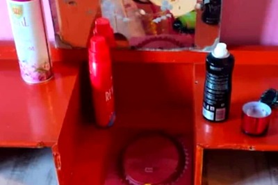 In Medinipur, Burglars Break Into A House. What They Did Next Will Leave You In Splits