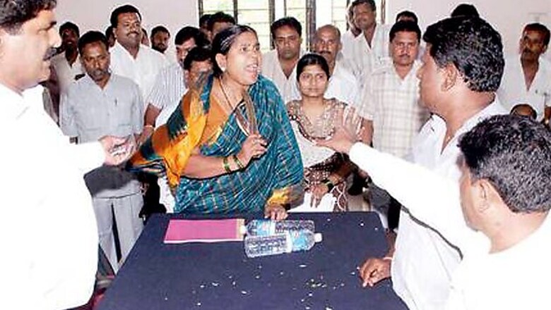 Karnataka: He who wields slipper passes the budget