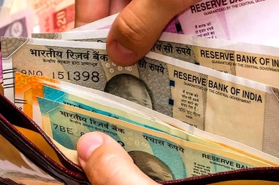 Here Are the Things You Keep In Wallet to Attract Money