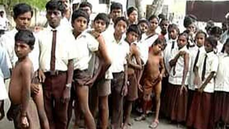 Teacher thrashes kids for 2 hours