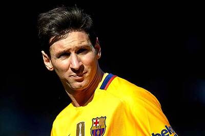 Lionel Messi returns after kidney stone treatment