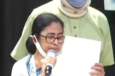 Amid Rift Rumours, IPAC's Prashant Kishor Seen on Stage with TMC Chief Mamata Banerjee