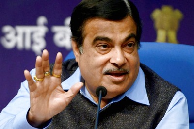 Hijab Controversy: Small Incidents Not Good for Society, we're All One Parivar, Says Nitin Gadkari