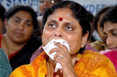 Vijayamma files nomination from Visakhapatnam