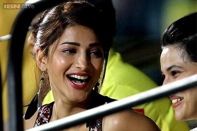 Actress Shruti Haasan travels to Bhopal for Tigmanshu Dhulia's 'Yaara' shoot