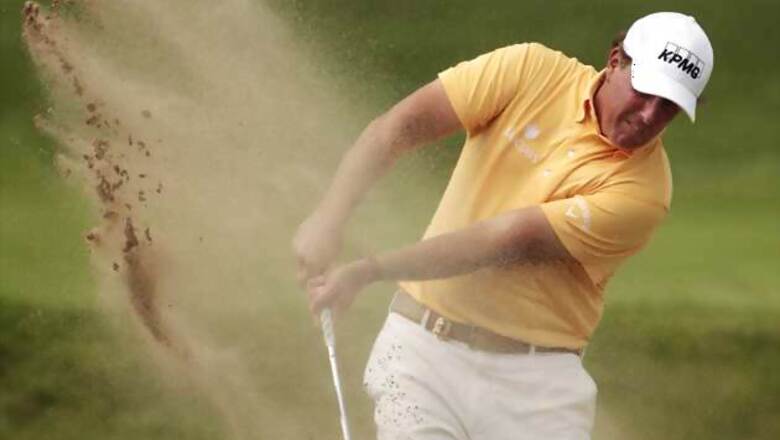 Sizzling Mickelson stays four ahead in Phoenix