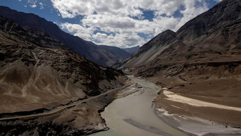 China Seeks Immediate Return of Soldier Captured by Indian Army, Says He 'Went Astray Due to Darkness'