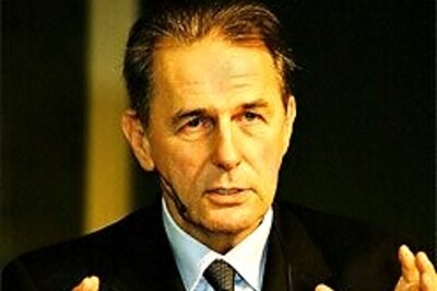 FIFA gets a pat from IOC chief