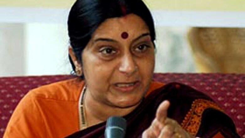 Sushma Swaraj meets Nepali leaders as joint commission meet starts