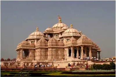 Sri Krishna Janmabhoomi Case: Advocate Claims ‘Srivigraha’ Buried in Agra’s Red Fort