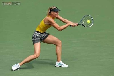 Maria Sharapova reaches semi-finals in Stuttgart