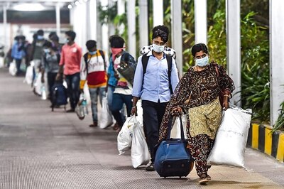 Man Stranded at Delhi-Ghaziabad Border Finally Boards Shramik Train to Attend Father's Funeral