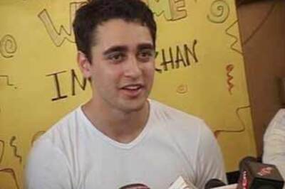 Imran Khan keen to work with Kareena, not Ash