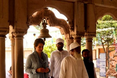 To Woo Dalit Voters in UP, Priyanka Gandhi Reaches Varanasi's Kabir Math, to Hold Rallies in Phase 7 Districts