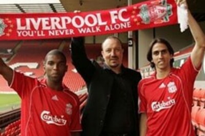 Liverpool sign Babel, Benayoun and Voronin