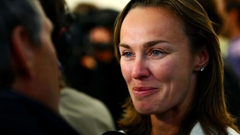 Martina Hingis inducted into Hall of Fame