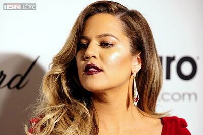 Khloe Kardashian sports new Thanksgiving hairstyle