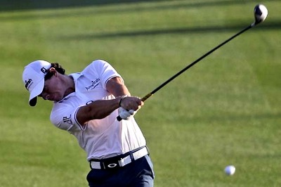 McIlroy slumps to 74 after late Wentworth collapse