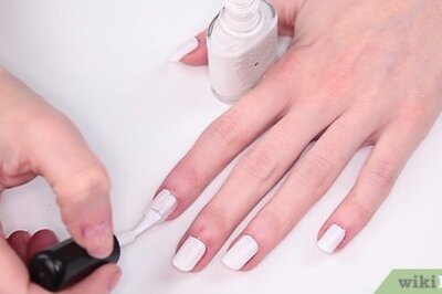 How to Apply Nail Tattoos