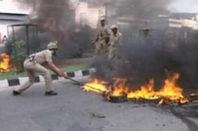 Violence continues in Jammu, mass protest rally tomorrow