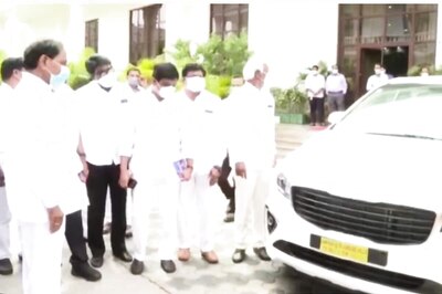 Telangana Buys 32 Cars for Bureaucrats at Rs 11 Crore, Oppn Attacks Govt for Splurging During Covid