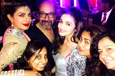Snapshot: When Alia Bhatt joined Priyanka Chopra for 'backstage madness'