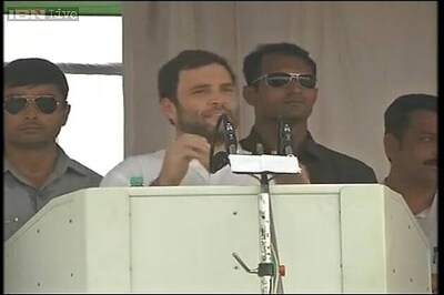 Rahul Gandhi praises Manmohan, calls PM his political guru