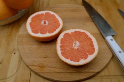 How to Prepare Grapefruit for Serving